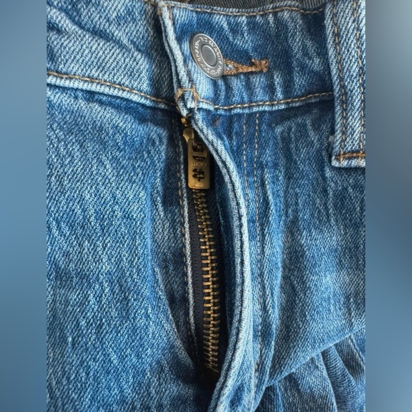 Lucky Brand Sienna Slim Boyfriend Distressed Jeans - Size 0/25 - Picture 5 of 8